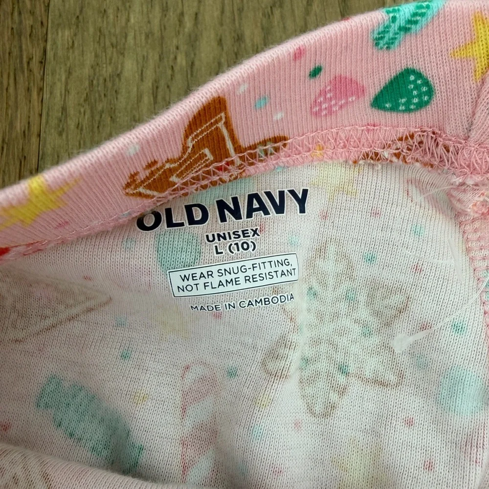 🎄✨ Old Navy Girls Pink Gingerbread Cookie Pajama Set L/10 ✨🎄